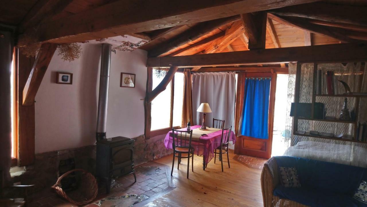 ホテルLes 4 Saisons Dompnac エクステリア 写真